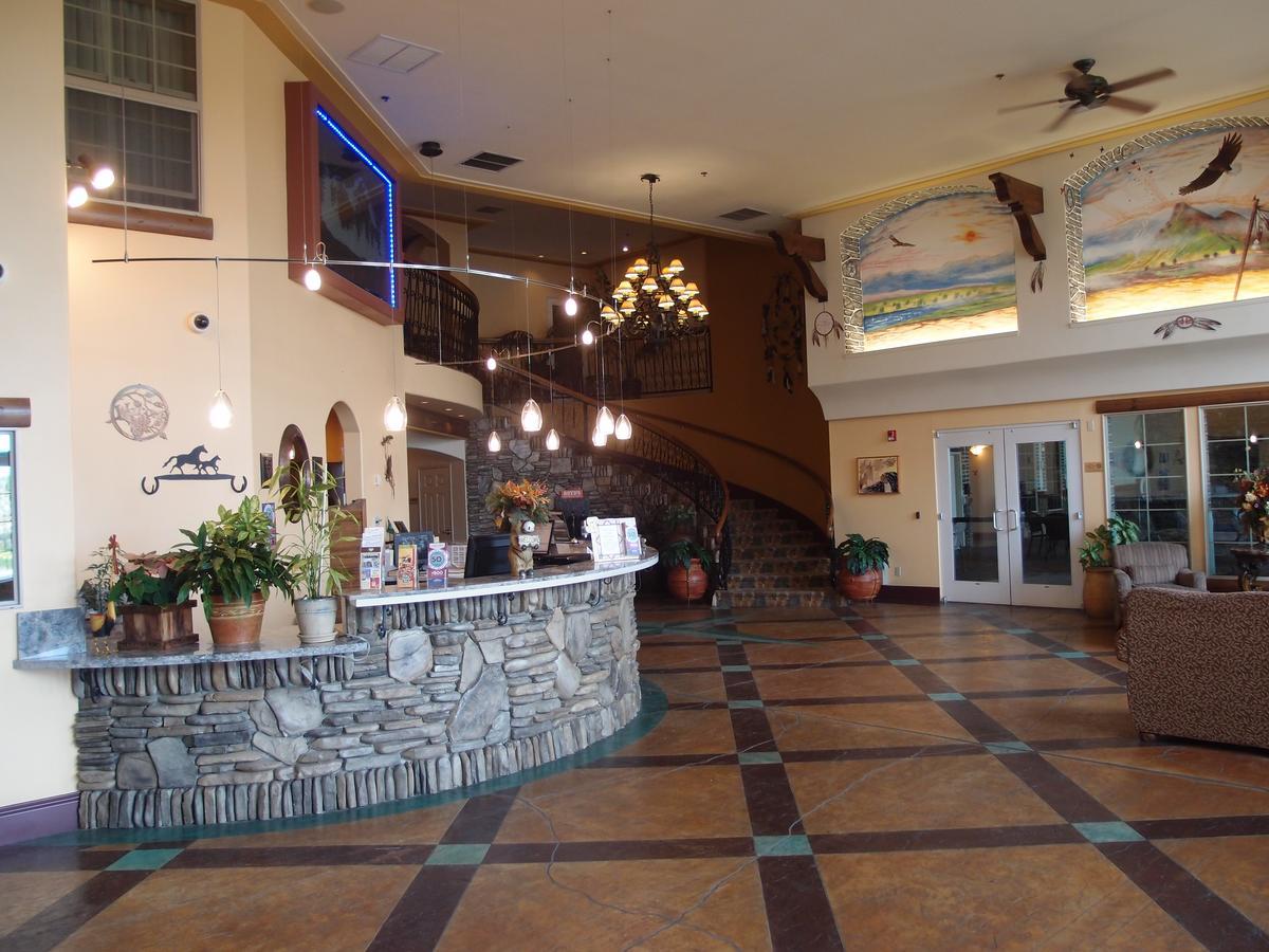 The Lodge At Rolling Hills Casino & Resort Корнинг Екстериор снимка